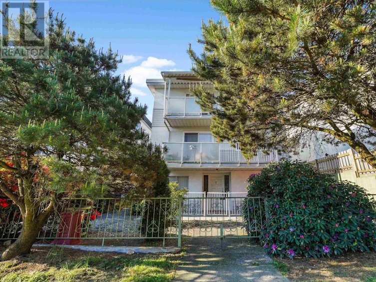 858 East 6th Avenue, Vancouver, BC, V5T 1M1 - 17