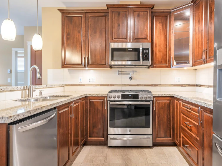 314-32445 Simon, Abbotsford, BC, V2T 0G7 - 5