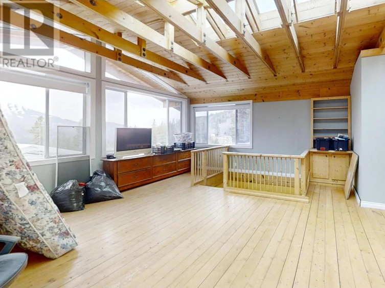 100 Ross Street, Pemberton, BC, V0K 1P0 - 11