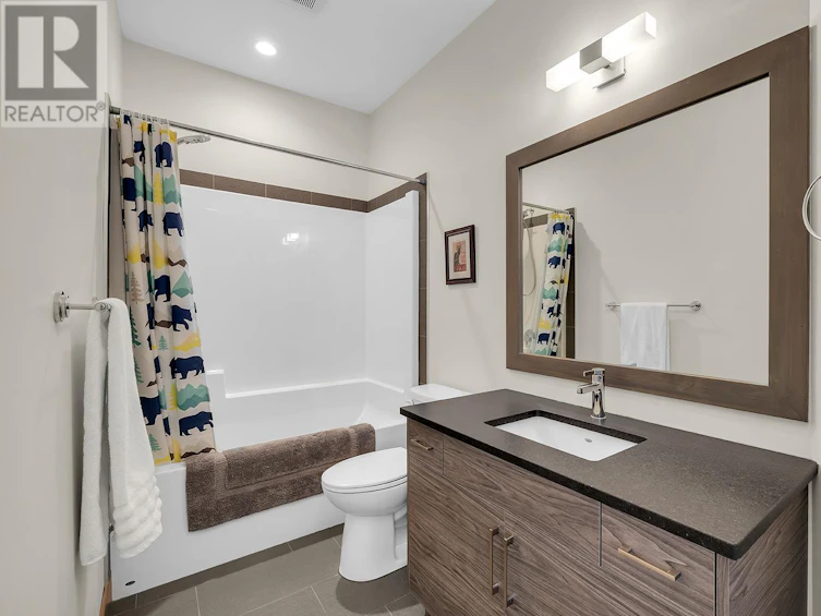 200B Grizzly Ridge Trail, Big White, BC, V1P 1P4 - 27