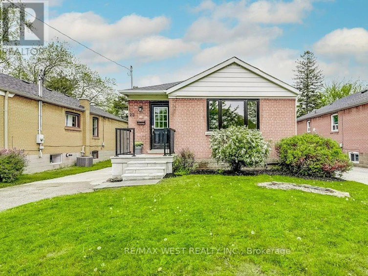 23 Hargrove Lane, Toronto, ON, M8W 4T8