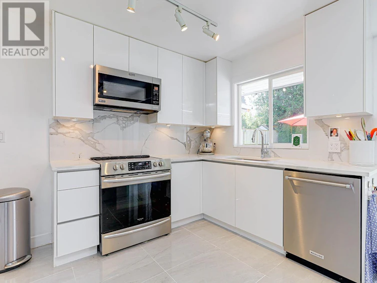 1463 55 Street, Delta, BC, V4M 3K4 - 11