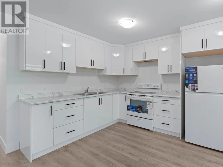 840 Crestline Street, Kamloops, BC, V2B 5X3 - 8