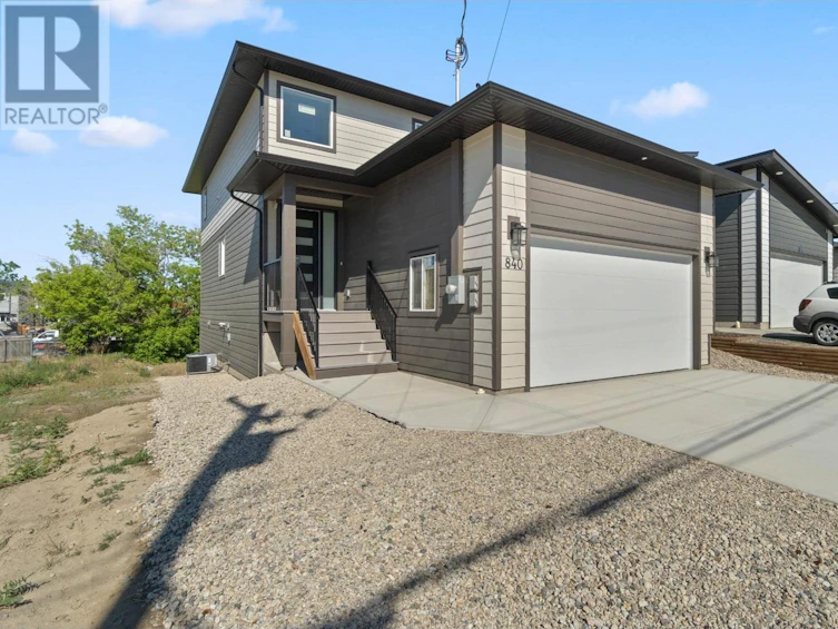 840 Crestline Street, Kamloops, BC, V2B 5X3