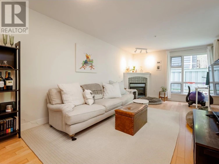 206-1868 West 5th Avenue, Vancouver, BC, V6J 1P3