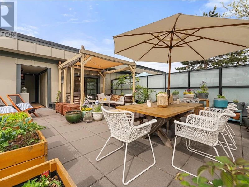 PH1 - 555 E 8th Avenue, Vancouver BC V5T 1S9