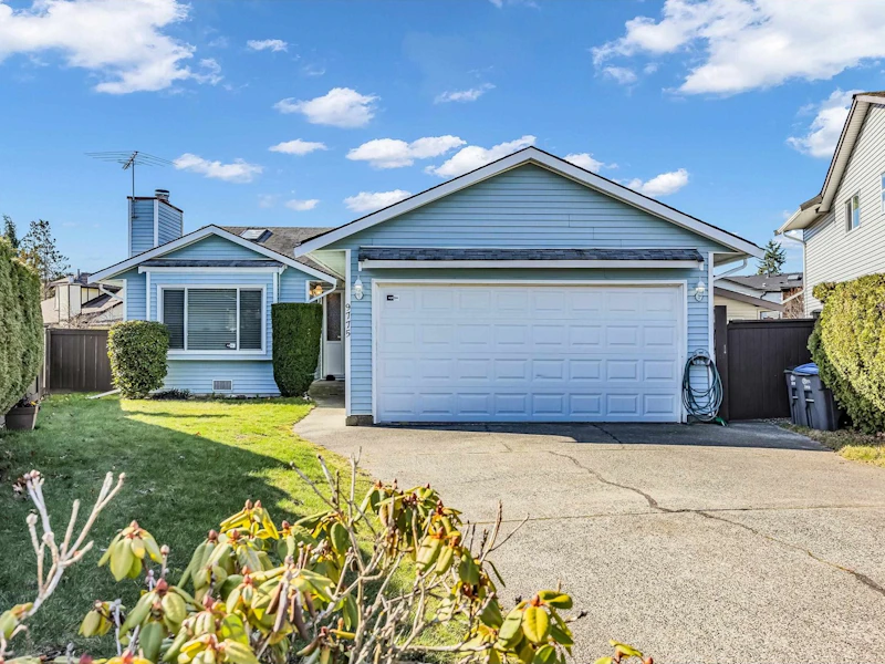 9775 153rd Street, Surrey BC V3R 8P3