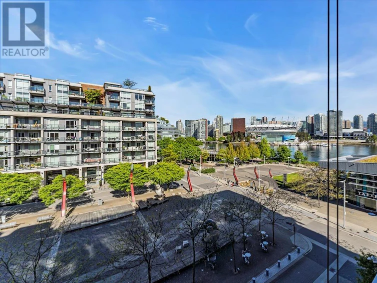 504-77 Walter Hardwick Avenue, Vancouver, BC, V5Y 0C6 - 33