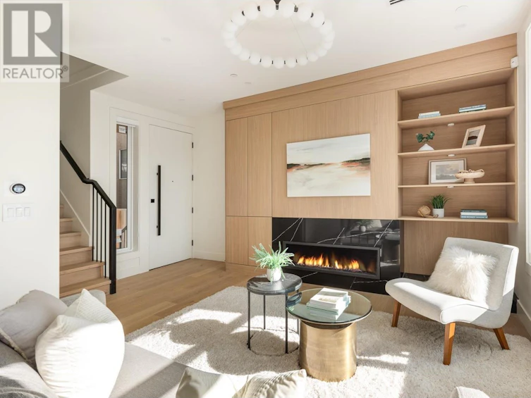 5537 Fleming Street, Vancouver, BC, V5P 3G1