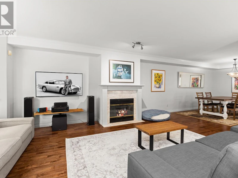 2 - 245 E 5th Street, North Vancouver BC V7L 1L8