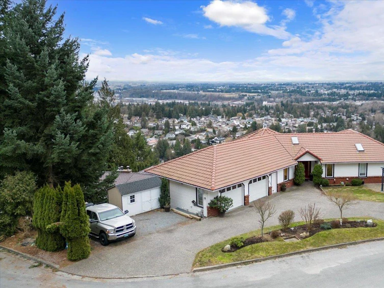 2591 Zurich Drive, Abbotsford, BC, V3G 1C4