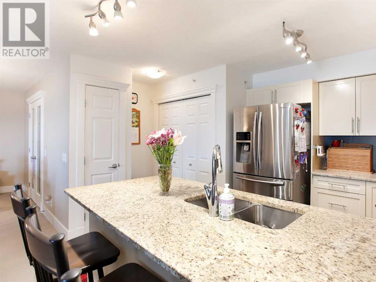 430,-500 Rocky Vista Gardens Northwest, Calgary, AB, T3G 0C3