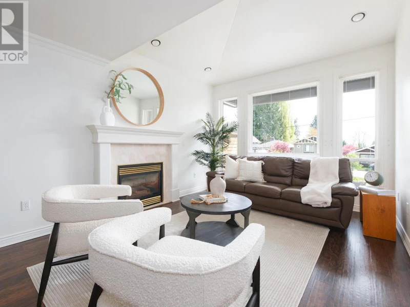 1566 Burrill Avenue, North Vancouver BC V7K 1L9