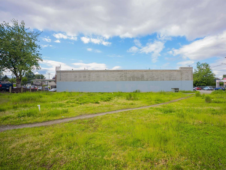 33671 Mcdougall Avenue, Abbotsford, BC, V2S 3S9 - 3