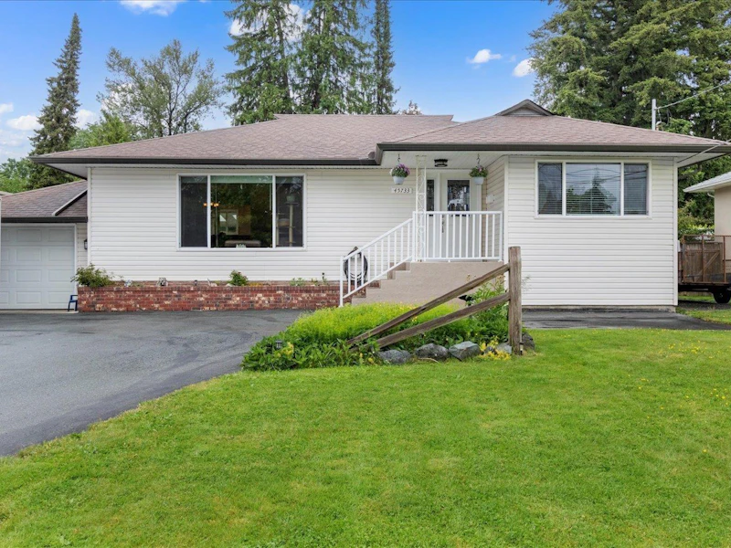 45733 Berkeley Avenue, Chilliwack BC V2P 3N1