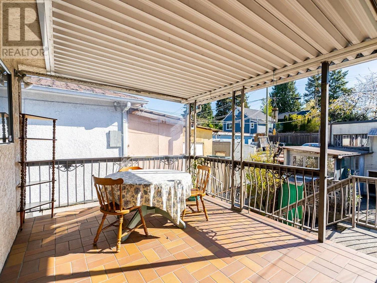 748 Rupert Street, Vancouver, BC, V5K 4K9 - 18