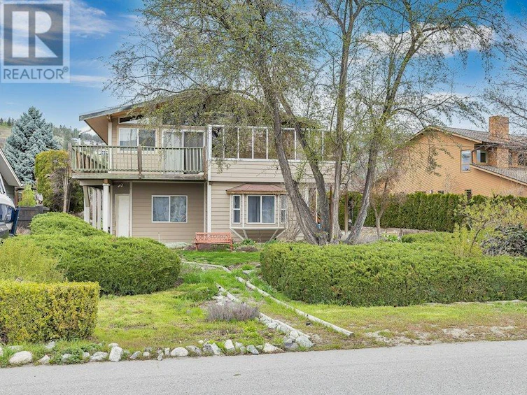 1566 Pritchard Drive, West Kelowna, BC, V4T 1X4