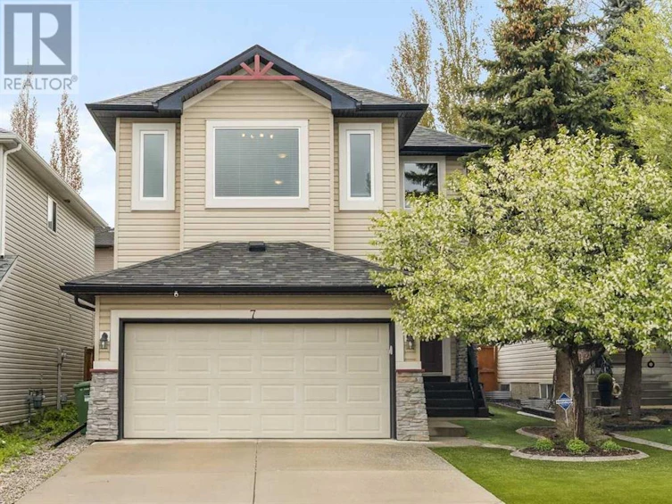 7 Panatella Lane Northwest, Calgary, AB, T3K 6C4