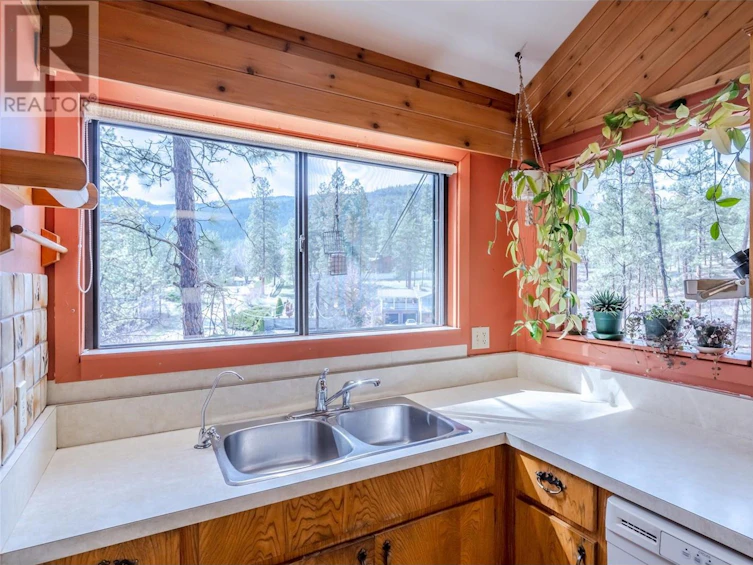 3815 Forsyth Drive, Penticton, BC, V2A 8Z2 - 20