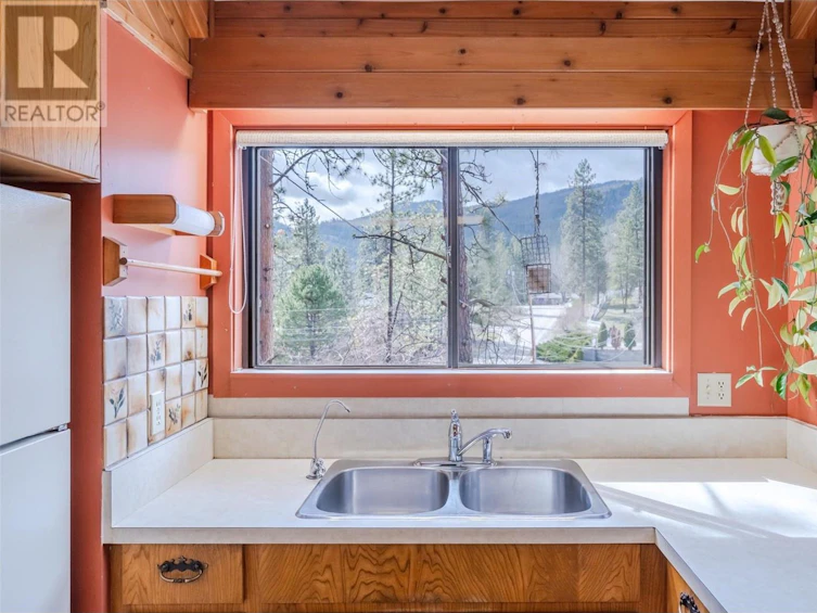 3815 Forsyth Drive, Penticton, BC, V2A 8Z2 - 21
