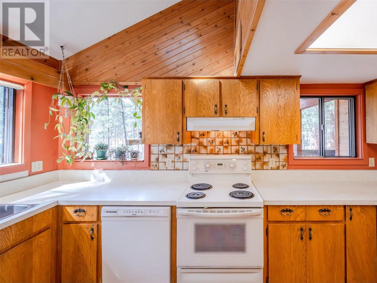 3815 Forsyth Drive, Penticton, BC, V2A 8Z2 - 23