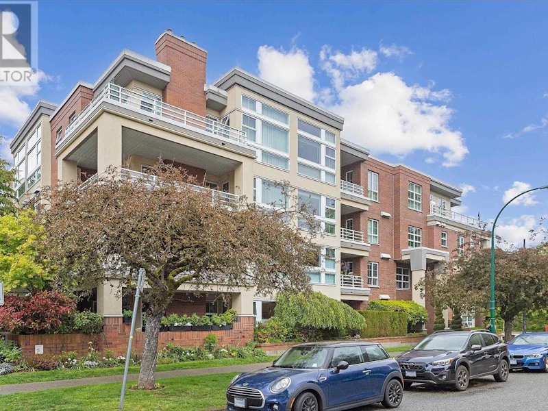 105 - 2105 W 42nd Avenue, Vancouver BC V6M 2B7