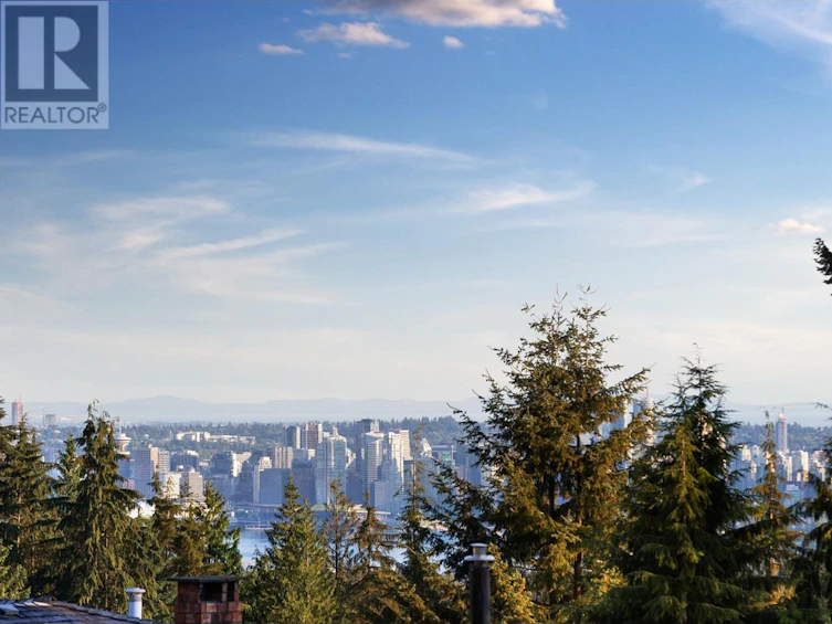 5572 Molina Road, North Vancouver, BC, V7R 4P4 - 21