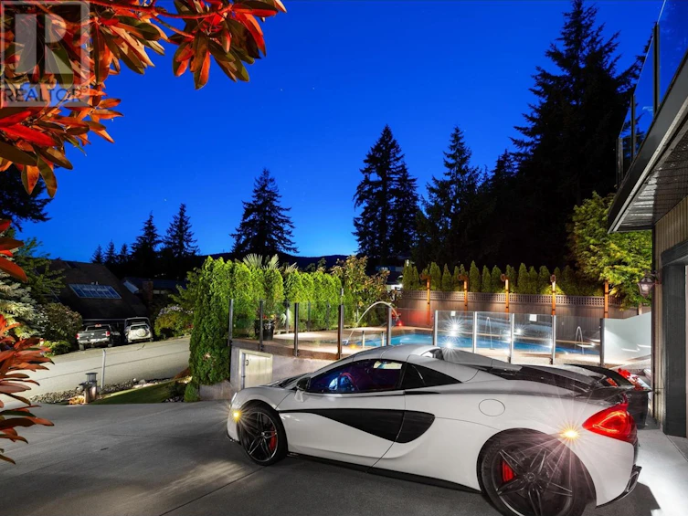 5572 Molina Road, North Vancouver, BC, V7R 4P4 - 4
