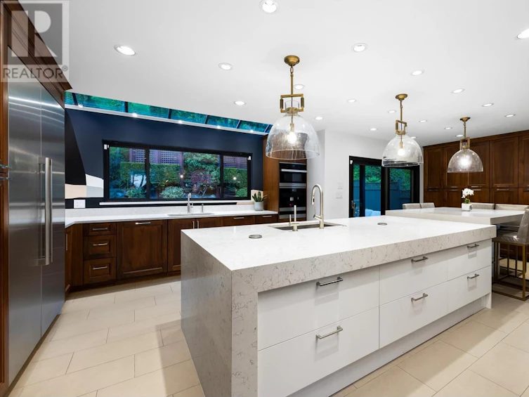 5572 Molina Road, North Vancouver, BC, V7R 4P4 - 9