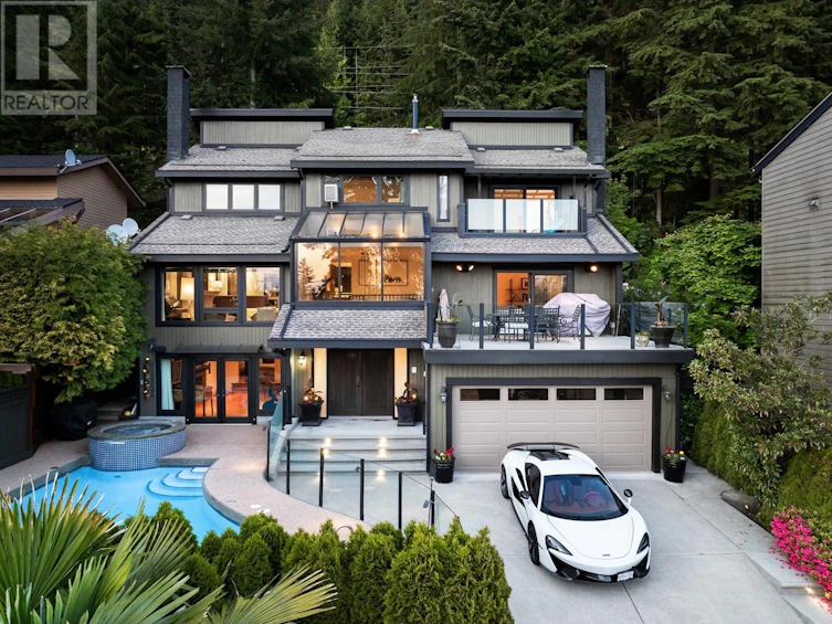 5572 Molina Road, North Vancouver, BC, V7R 4P4