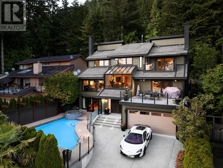 5572 Molina Road, North Vancouver, BC, V7R 4P4 - 2