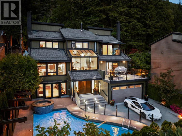 5572 Molina Road, North Vancouver, BC, V7R 4P4 - 3