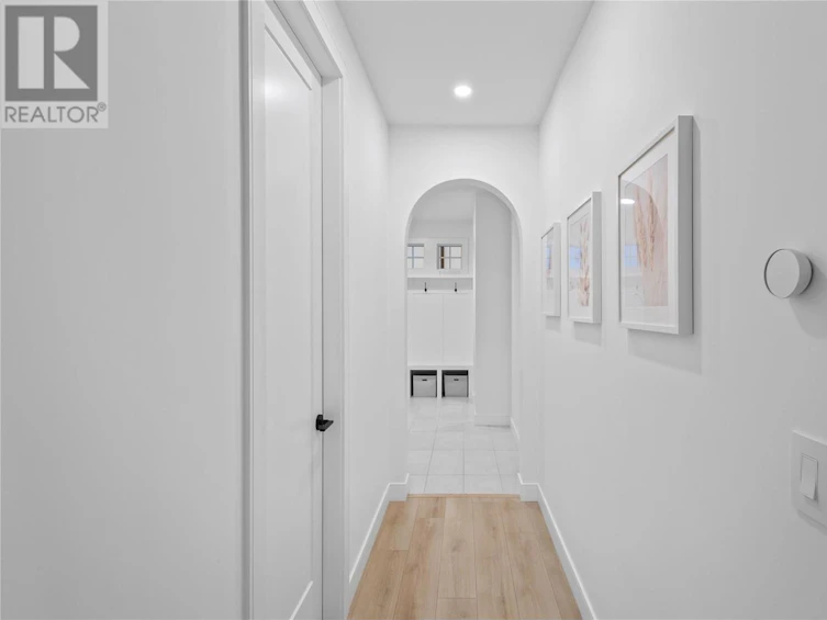 201 Summer Wood Drive, Kelowna, BC, V1V 0C9 - 13