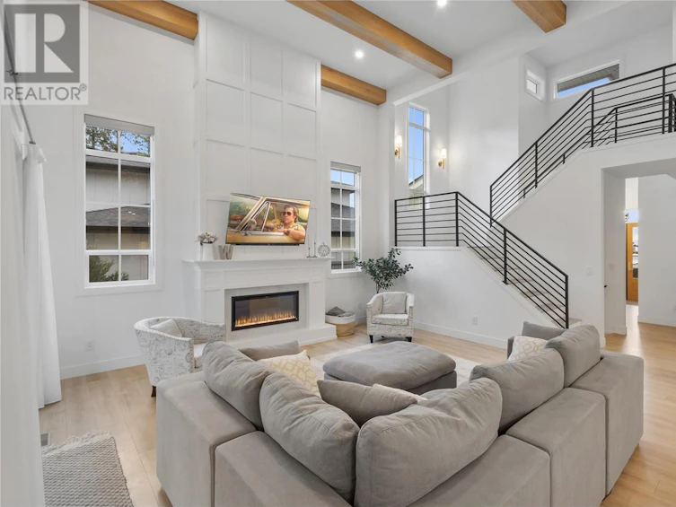 201 Summer Wood Drive, Kelowna, BC, V1V 0C9 - 18