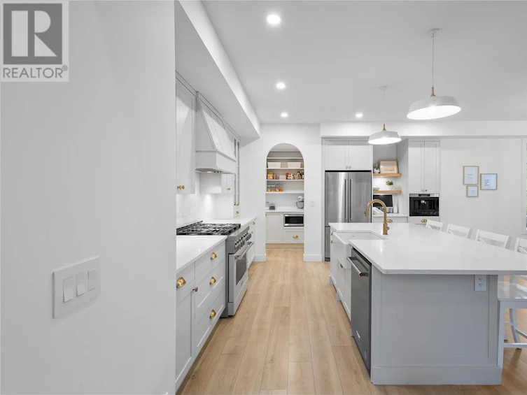 201 Summer Wood Drive, Kelowna, BC, V1V 0C9 - 23