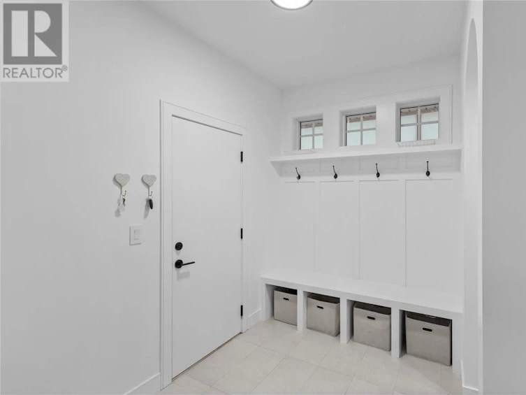 201 Summer Wood Drive, Kelowna, BC, V1V 0C9 - 31