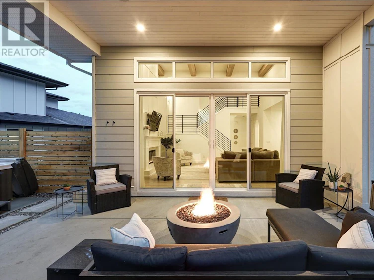 201 Summer Wood Drive, Kelowna, BC, V1V 0C9 - 32
