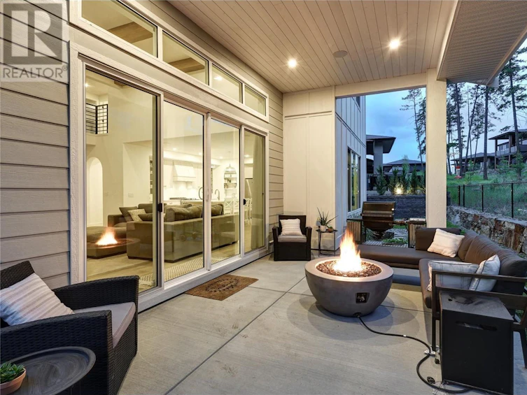 201 Summer Wood Drive, Kelowna, BC, V1V 0C9 - 33