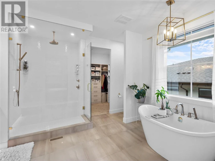 201 Summer Wood Drive, Kelowna, BC, V1V 0C9 - 42
