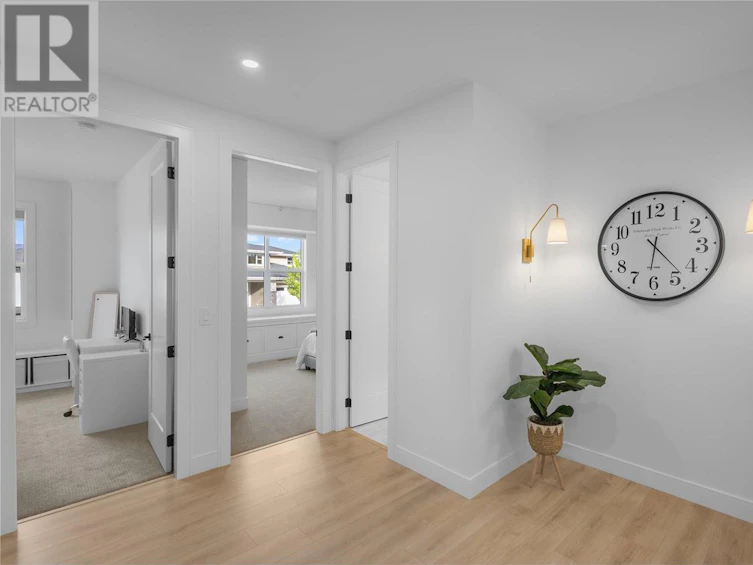 201 Summer Wood Drive, Kelowna, BC, V1V 0C9 - 46