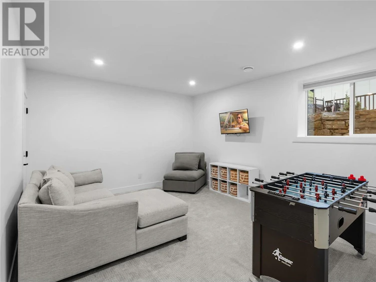 201 Summer Wood Drive, Kelowna, BC, V1V 0C9 - 52