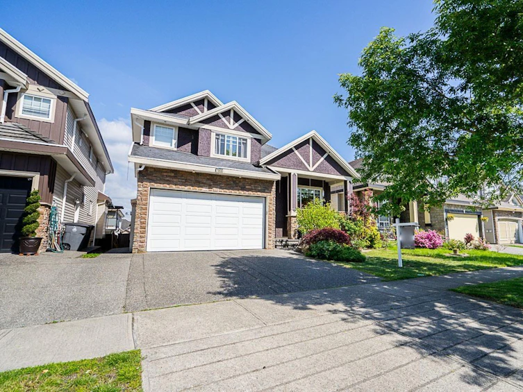 7068 149a Street, Surrey, BC, V3S 1K2