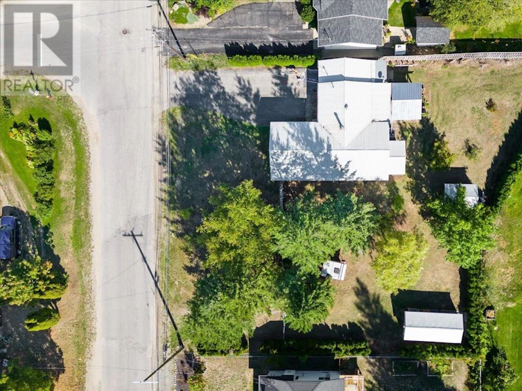 334 Robson Street Street, Clearwater, BC, V0E 1N1 - 3