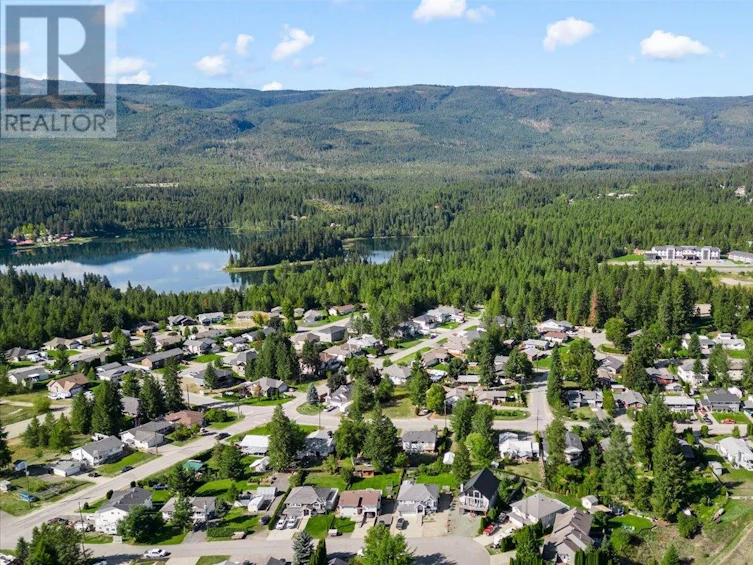 334 Robson Street Street, Clearwater, BC, V0E 1N1 - 55
