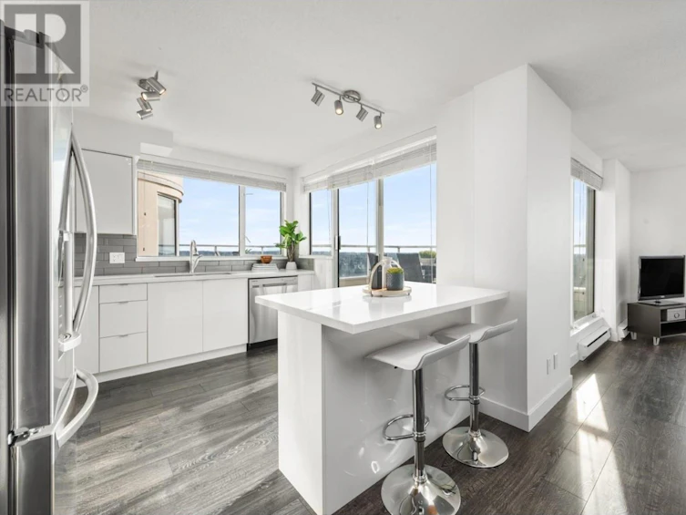 1402-7760 Granville Avenue, Richmond, BC, V6Y 4C2 - 2