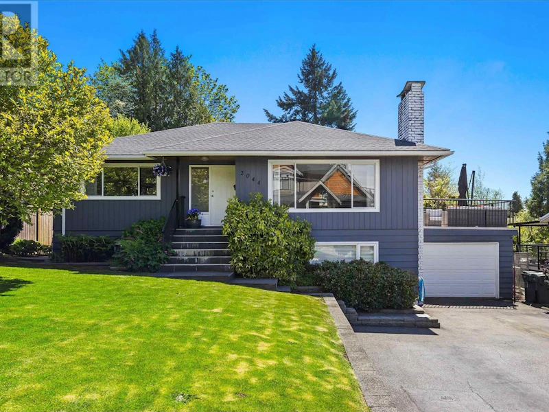 2044 Blantyre Avenue, Coquitlam BC V3K 1X8