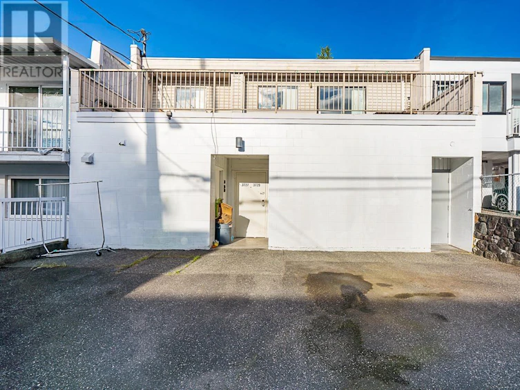3725 Renfrew Street, Vancouver, BC, V5M 3L7 - 39