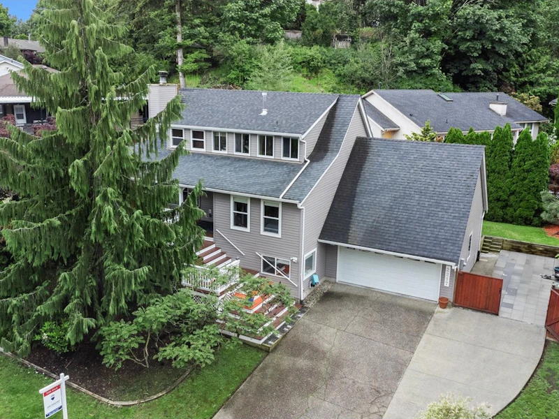 2217 Mountain Drive, Abbotsford BC V3G 1E1
