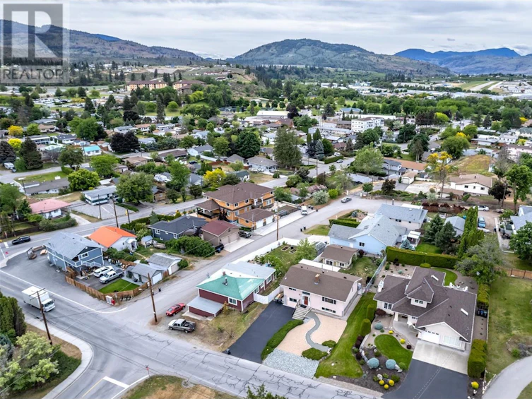 463 Eastside Avenue, Oliver, BC, V0H 1T4 - 55