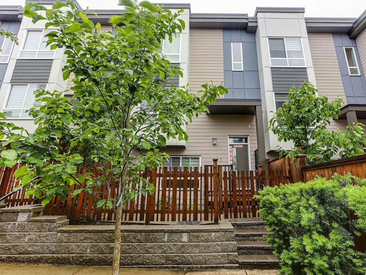 41-1670 160, Surrey, BC, V4A 0C6